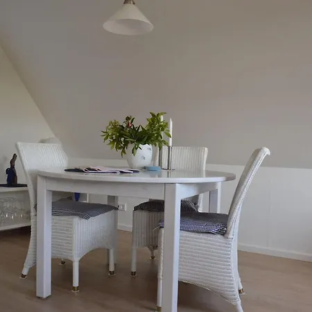 Apartmán Schoenes-wohnen-am-suedstrand-fewo-6